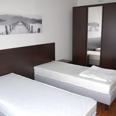 Executive Mokotow Daire *