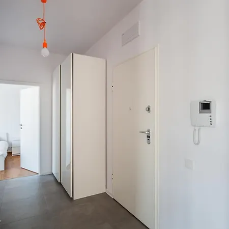 Executive Mokotow Daire Varşova