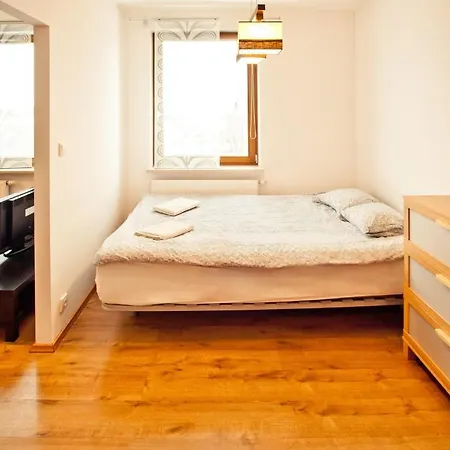 Executive Mokotow Daire *